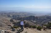 Mirante dentro do parque permite admirar toda a magnífica região do Joshua Tree National Park, região de Pioneertown, na Califórnia - Estados Unidos